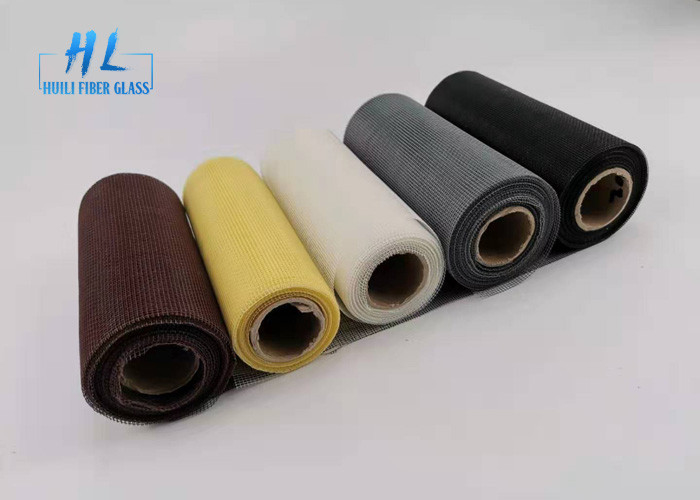 Το PVC έντυσε το πυρίμαχο μαύρο πλέγμα κουνουπιών φίμπεργκλας χρώματος για την παρεμπόδιση
